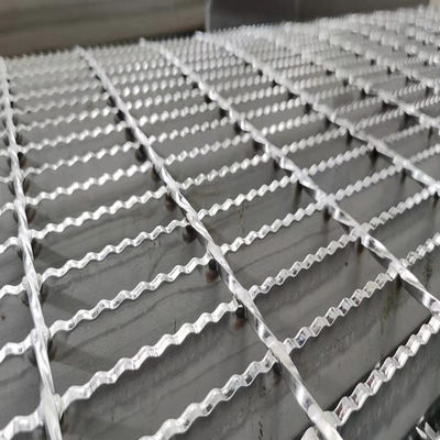 Walkways Metal Mild Serrated Steel Grating Aluminum Bar With Free Samples