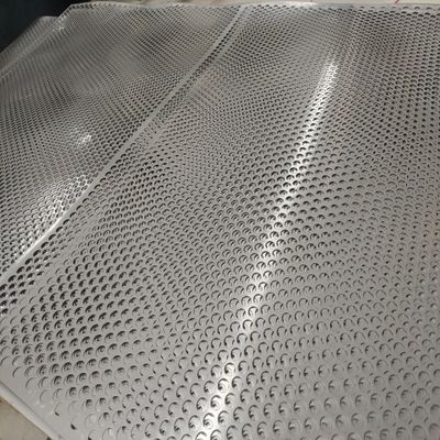 Placa de metal perforada con agujero hexagonal antideslizante con varios tamaños de apertura y servicio OEM personalizado