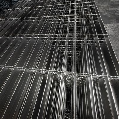Rejas de hierro galvanizado de 30 mm para suelos industriales