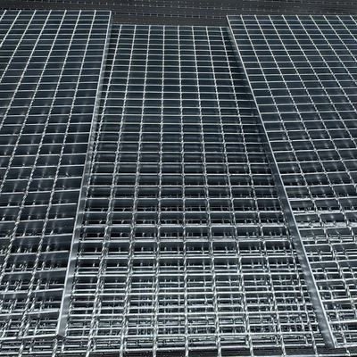 Capacidad de carga personalizada Rejilla de seguridad negra Rejilla peatonal para diversos requisitos