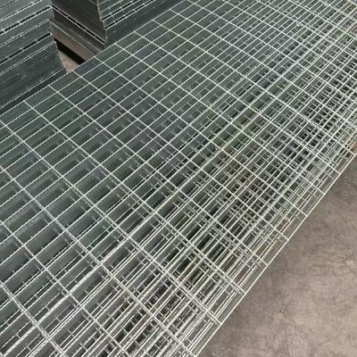 Rejas industriales de acero versátiles y duraderas para sus necesidades comerciales