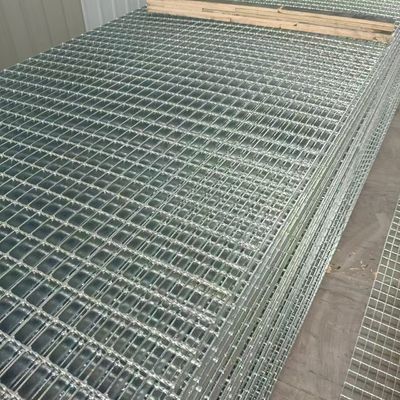 YB/T4001.1-2007 Grilla de barras planas de acero inoxidable moderno estándar con soldadura por máquina Brillante en la superficie