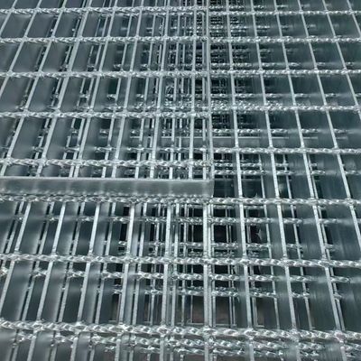 Rejas de acero plano soldadas por tramo de 30 mm para pavimentos de acero inoxidable