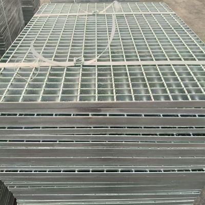 Varias formas de barras de tipo dentado Rejilla galvanizado en caliente de acero inoxidable