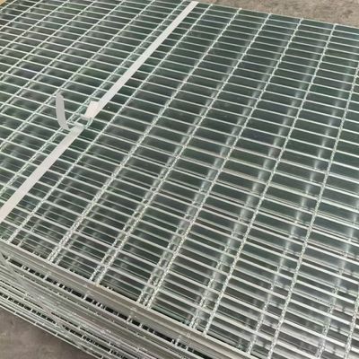 Rejas de acero resistentes a la corrosión para instalaciones costeras y marítimas