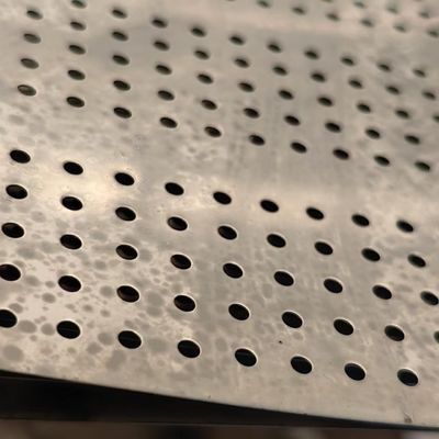 Acero inoxidable de malla de perforación de varios estilos de exportación al contado personalizada