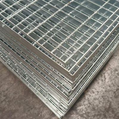 Cubierta de trinchera de rejilla segura y resistente para el tratamiento de aguas marinas y acuáticas