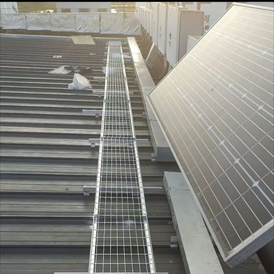 Presión de la máquina soldada Grilla de barras de acero plano malla lisa