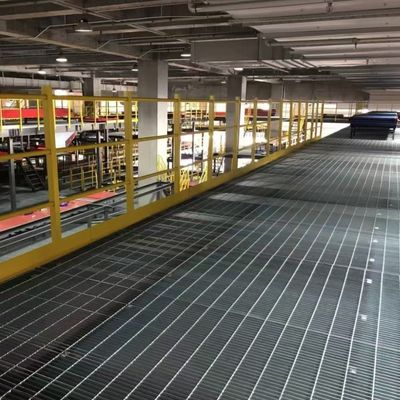 Proceso de soldadura duradera estándar de rejilla de acero industrial de alta resistencia YB/T4001.1-2007