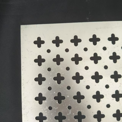 Placa de metal perforada de acero inoxidable con patrón de agujeros hexagonales