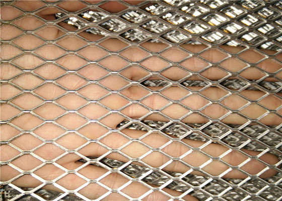 Hoja de metal ampliada llano, tamaño modificado para requisitos particulares hoja de acero de la malla del diamante